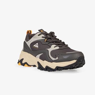 کفش طبیعت‌گردی مردانه رنگ خاکستری برند QD با طراحی مقاوم و زیره ضد لغزش مخصوص مسیرهای ناهموار