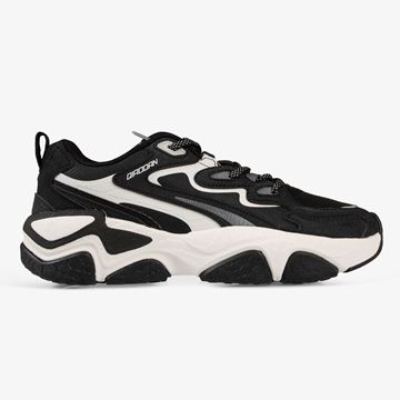 کفش روزمره زنانه، کفش سفید و مشکی زنانه، کفش اورجینال برند QD، کفش شیک زنانه، کفش ترند ۲۰۲۵، کفش کژوال زنانه، کفش راحتی روزمره، کفش سبک و بادوام، کفش استایل روزانه، کفش برند QD، کفش زنانه مدرن، کفش مناسب پیاده‌روی، کفش روزمره شیک